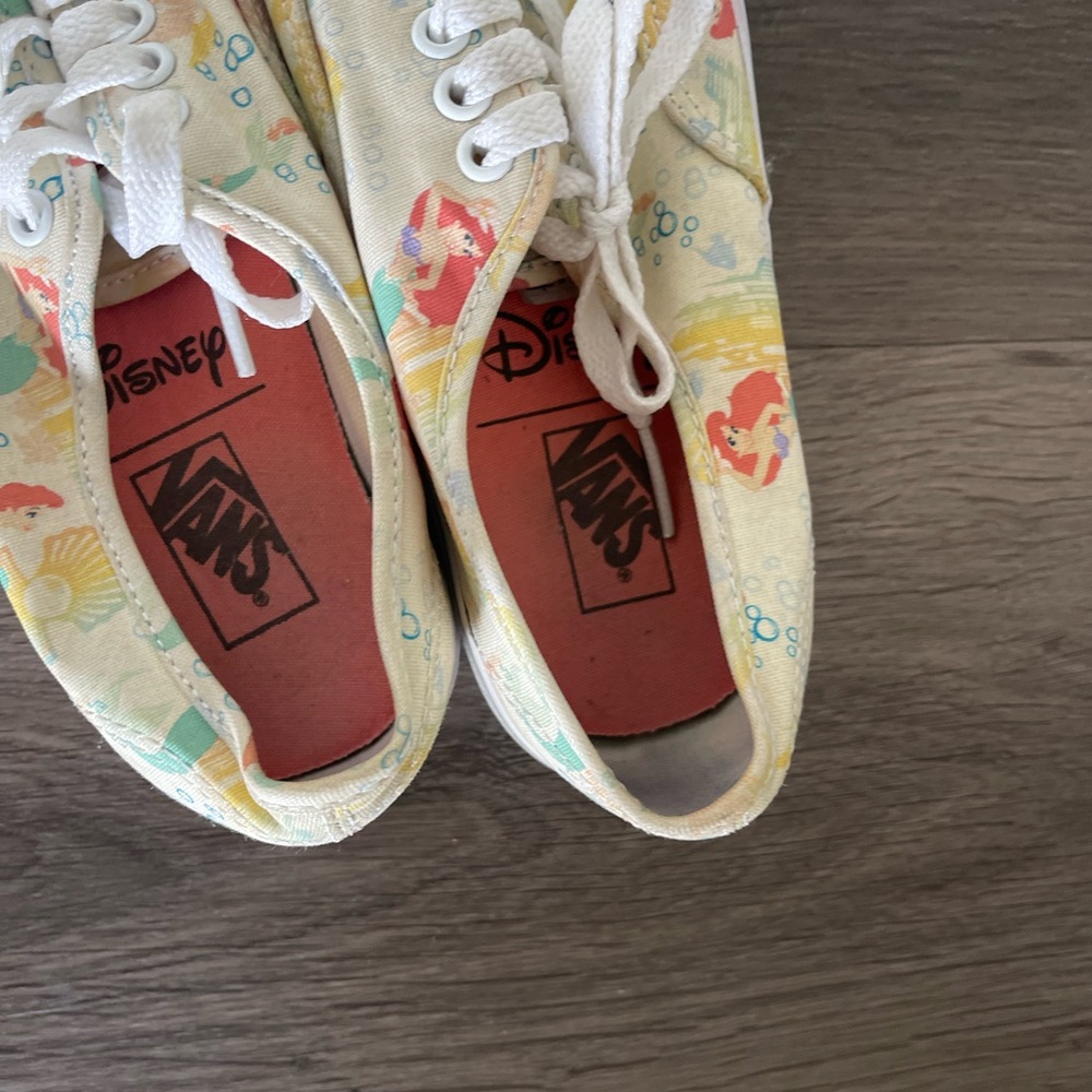 Vans x Disney The Little Mermaid Sneakers Rare - Picture 5 of 7